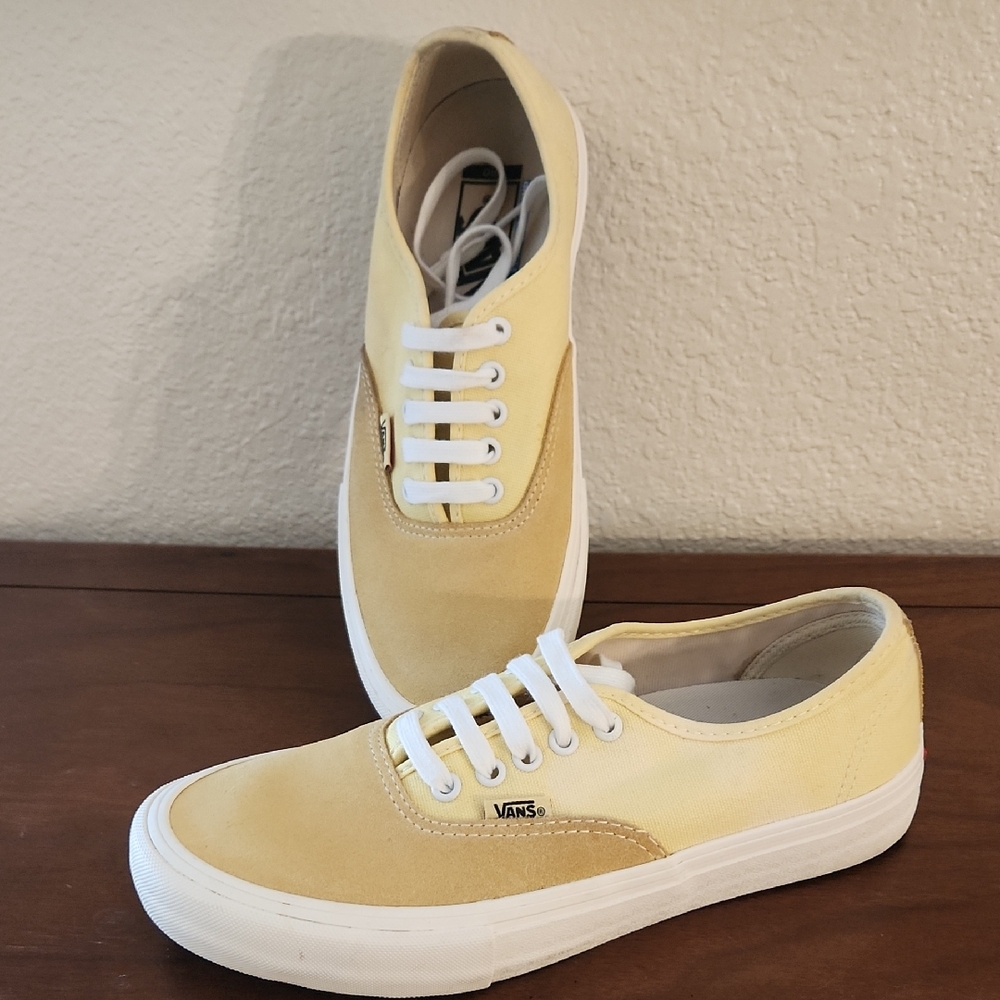 Mens Vans Skate Size 8 Yellow Canvas and Suede Sneakers